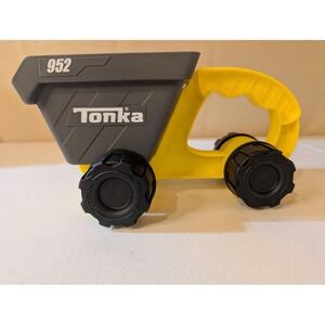 TONKA 952‎ Dump Truck Toy with Carry Handle – Durable Plastic Construction